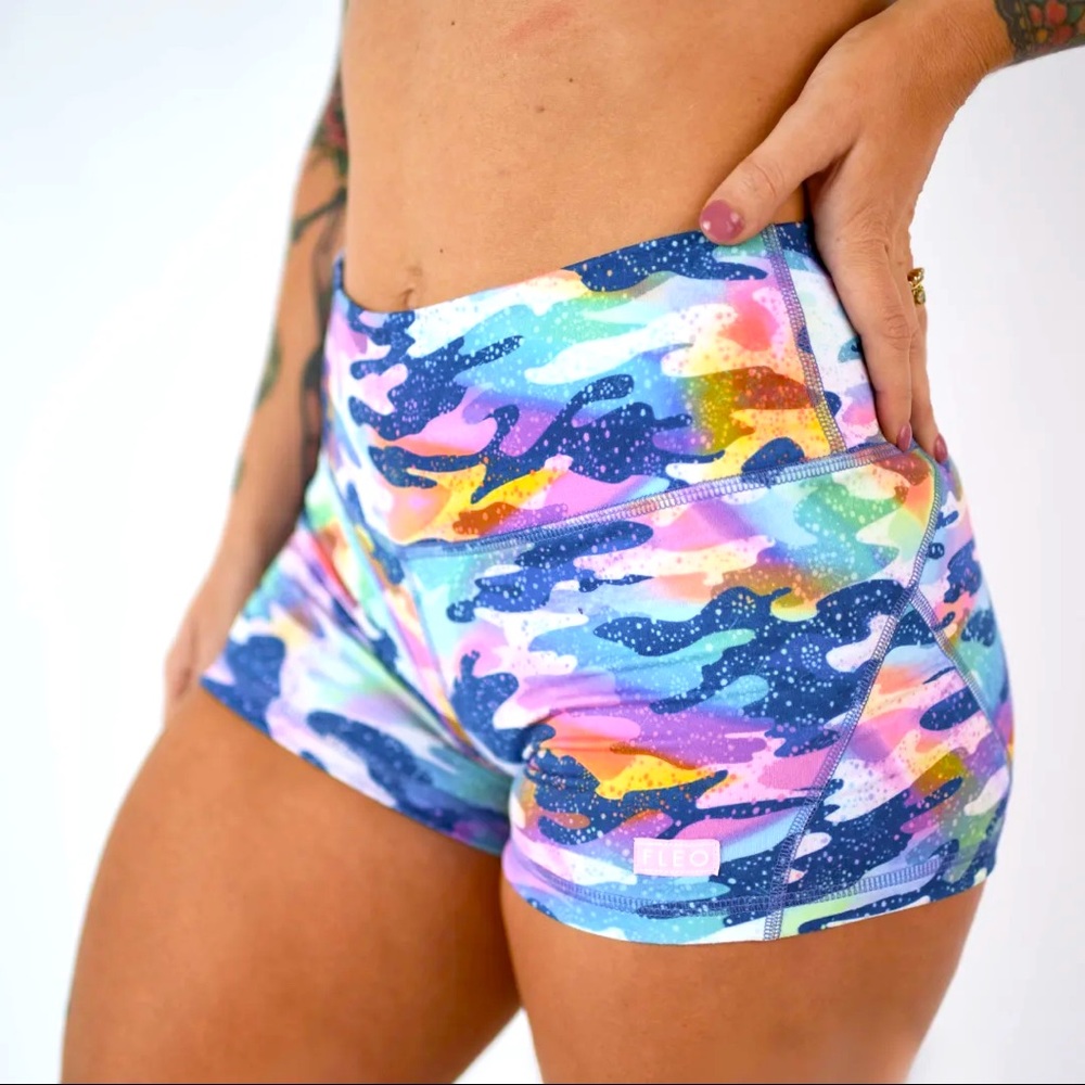 💜💙💗 FLEO BODACIOUS CAMO 💗💙💜 APEX. MEDIUM 💚